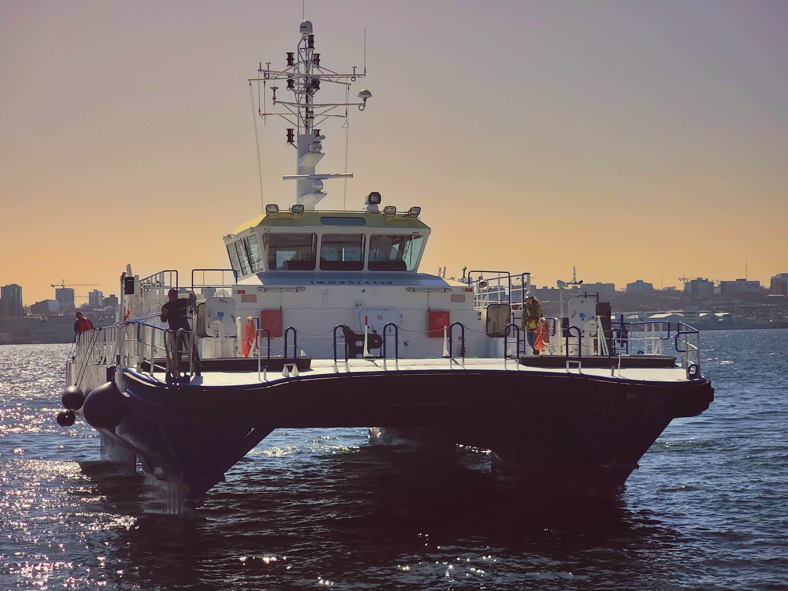 RV Novus Joins the LeeWay Fleet and Begins First Contract